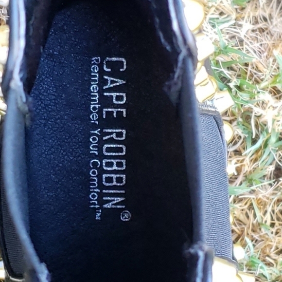 Cape Robbin Spiky Combat Ankle Boots - Picture 12 of 12